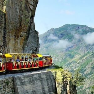 TREN D' ARTOUSTE