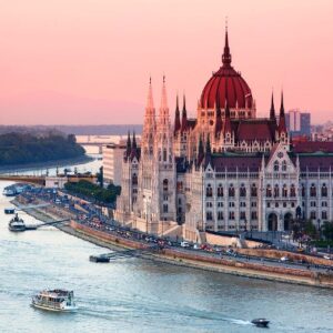 PRAGA, VIENA, BRATISLAVA I BUDAPEST - 8 DIES