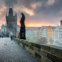 PRAGA PUEN