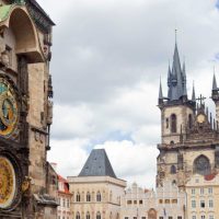 PRAGA RELOJ